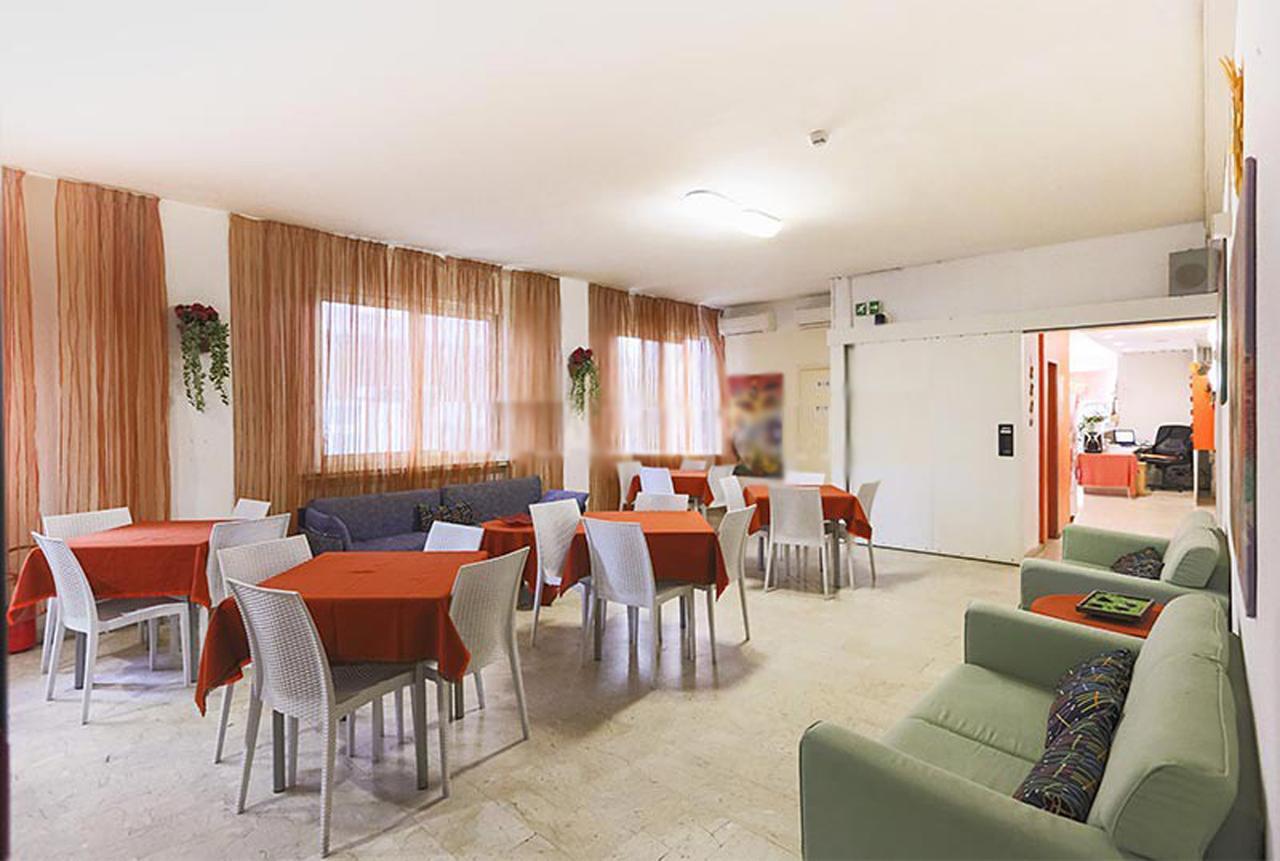 Hotel Galles Ріміні Екстер'єр фото